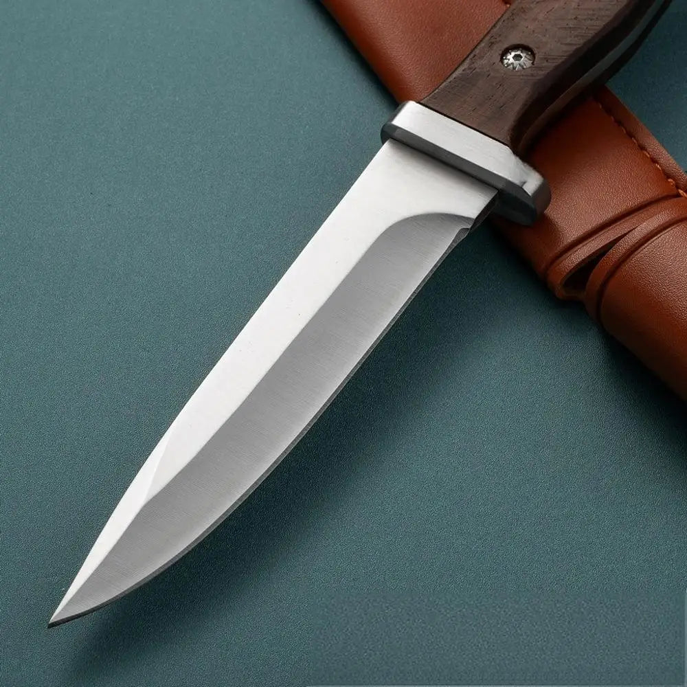 Faca Tática de Lâmina Fixa: Ferramenta de Sobrevivência e Defesa Essencial