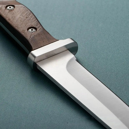 Faca Tática de Lâmina Fixa: Ferramenta de Sobrevivência e Defesa Essencial